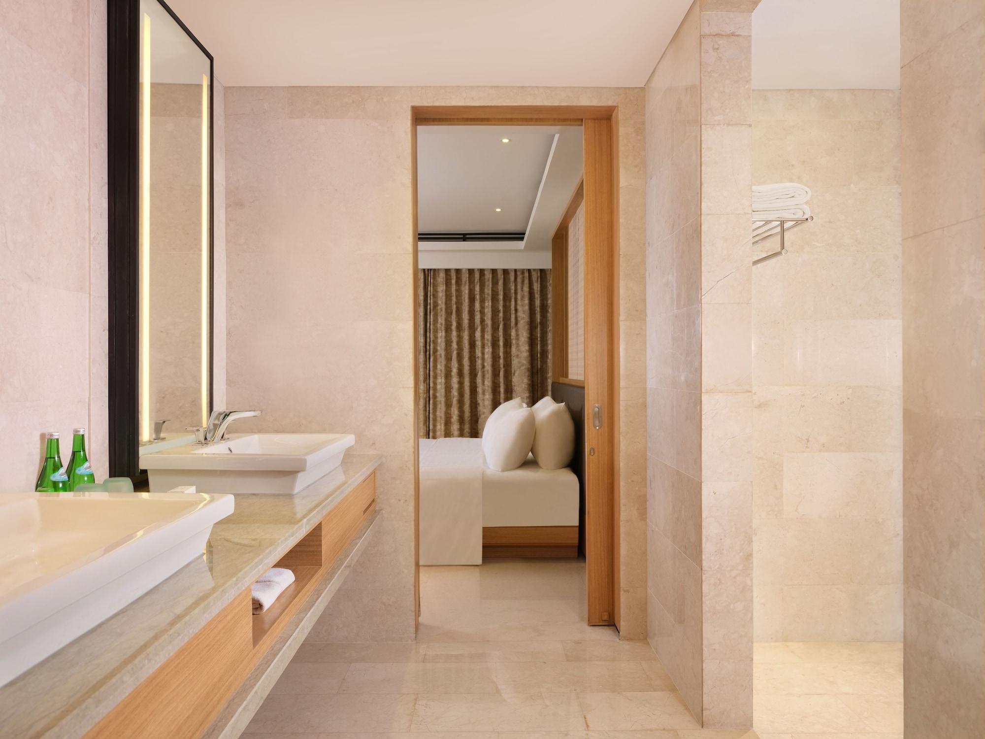 Hotel Santika Premiere Bandara Palembang Ngoại thất bức ảnh