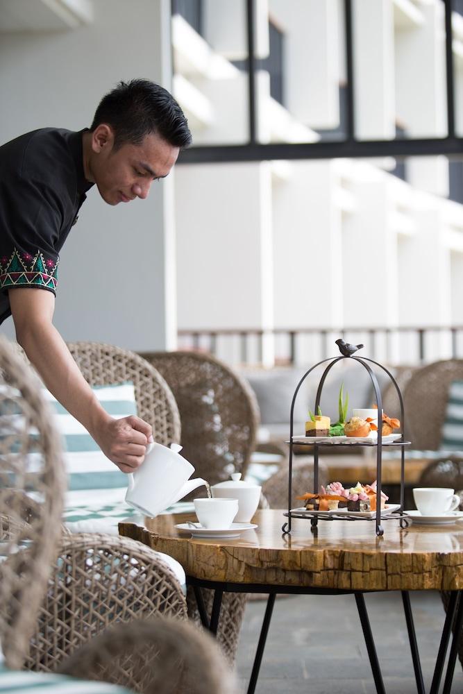 Hotel Santika Premiere Bandara Palembang Ngoại thất bức ảnh